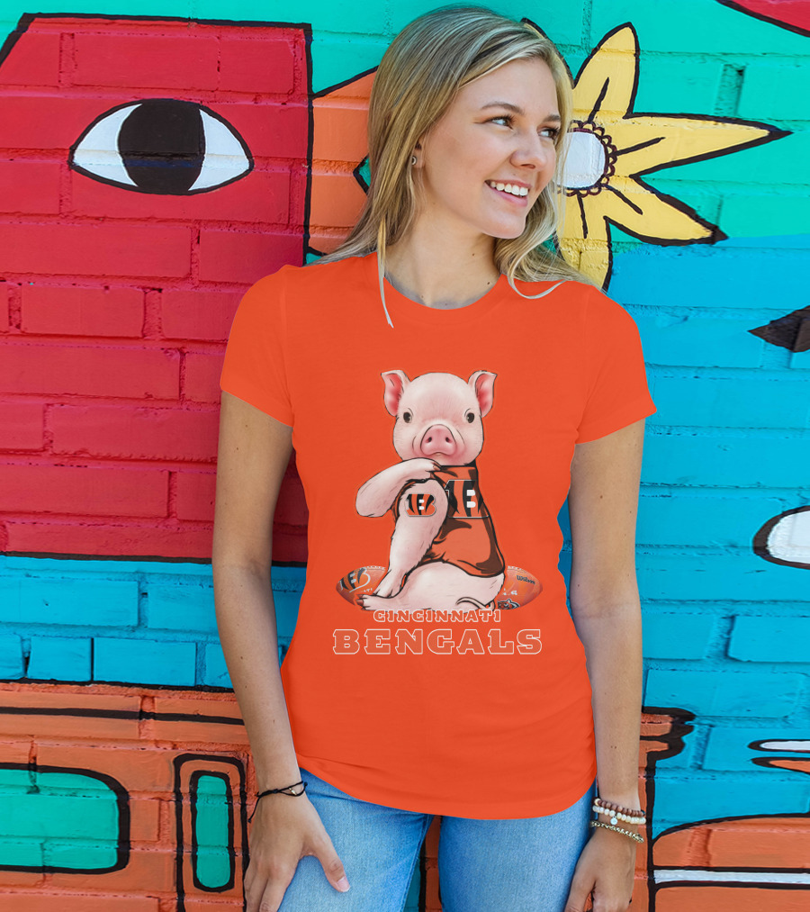 Cincinnati Bengals Pig With Football T-Shirt