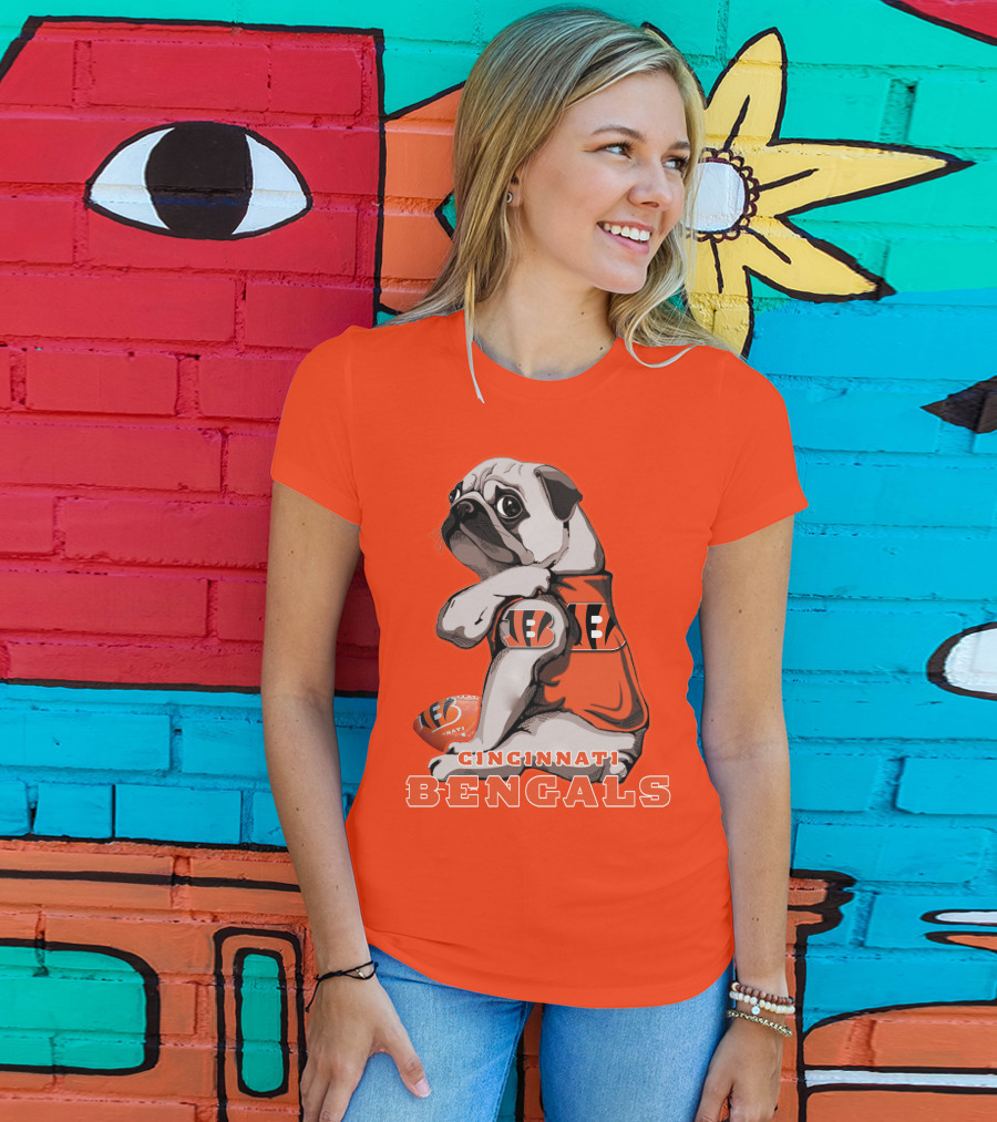 Cincinnati Bengals Pug Football Fan T-Shirt
