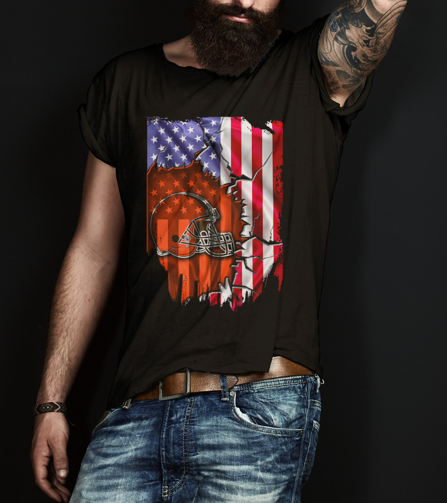 Cleveland Browns Helmet American Flag T-Shirt