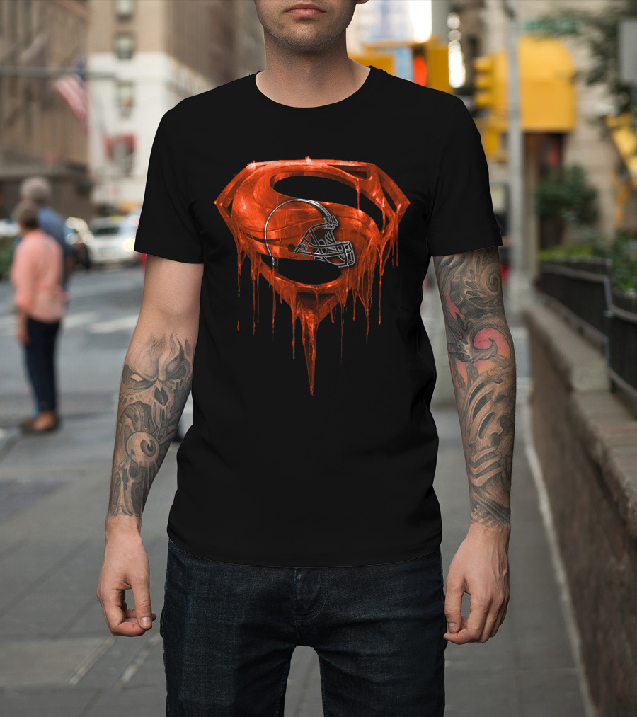 Spm CLEVELAND BROWNS Dripping Superhero Helmet T-Shirt