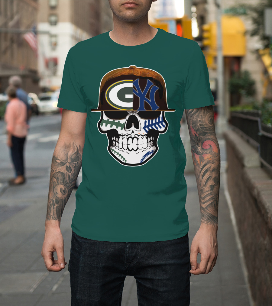 Green Bay Packers New York Yankees Split Skull Cap T-Shirt