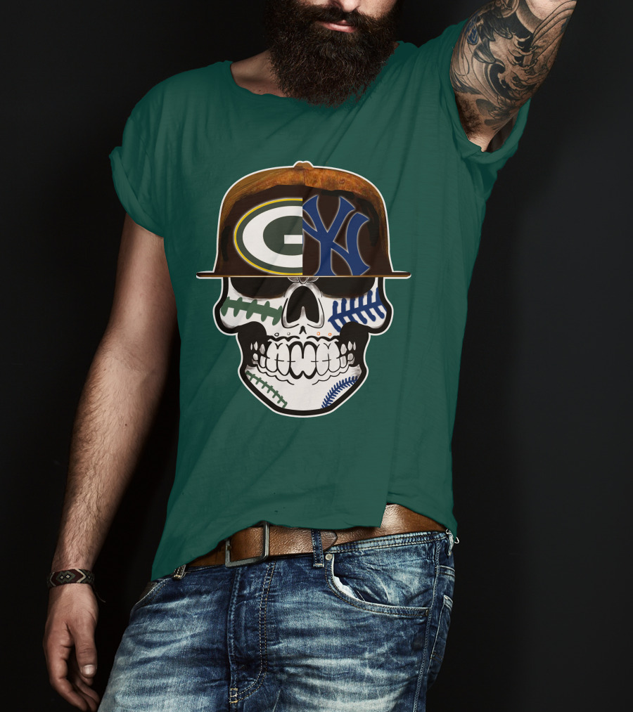Green Bay Packers New York Yankees Split Skull Cap T-Shirt