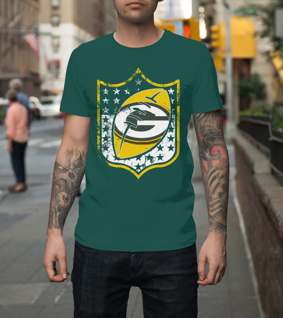 Green Bay Packers 33 Vintage Shield Football T-Shirt