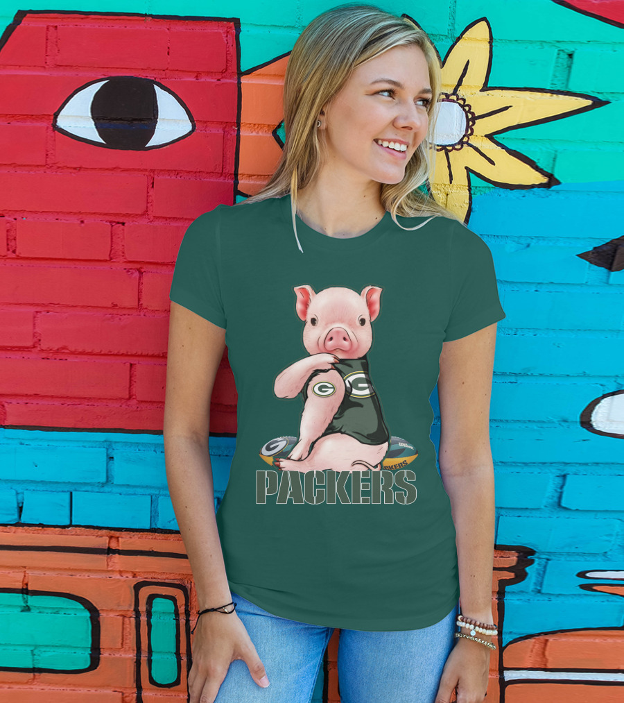 Green Bay Packers Pig Holding Football T-Shirt