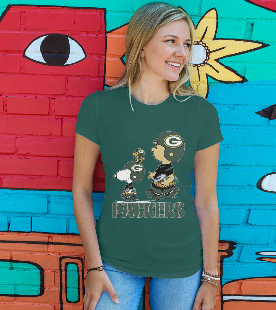Snpfootball Green Bay Packers Peanuts Characters T-Shirt
