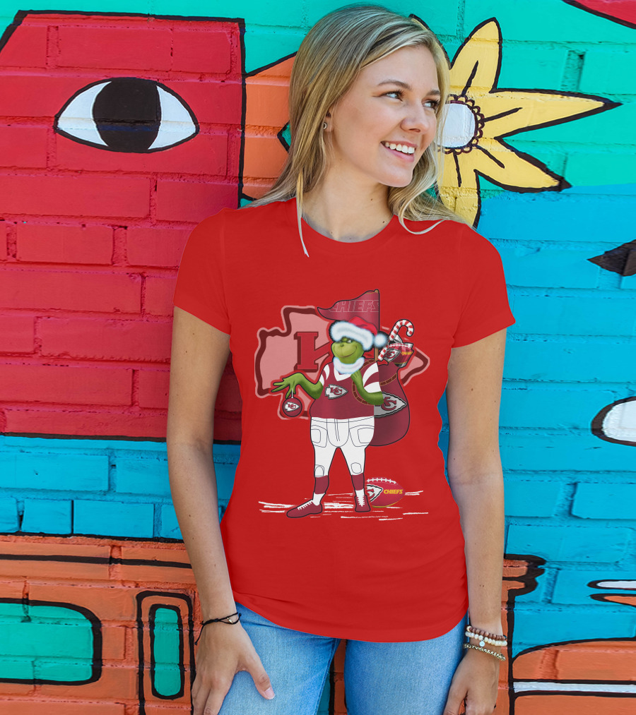 Grinchxmas Kansas City Chiefs Holiday Football Theme T-Shirt