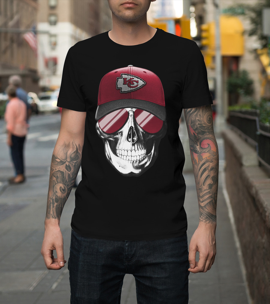 Skull Wearing Kansas City Chiefs Hat With Reflective Shades T-Shirt