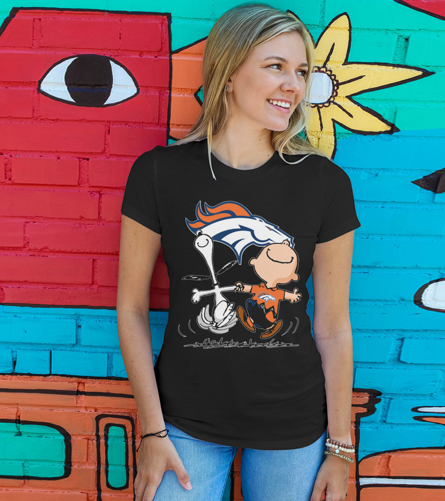 Snoopy Charlie Brown Dancing With Denver Broncos T-Shirt