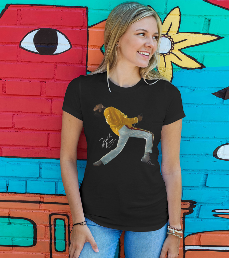 Freddie Mercury Wembley Yellow Jacket Live Pose T-Shirt