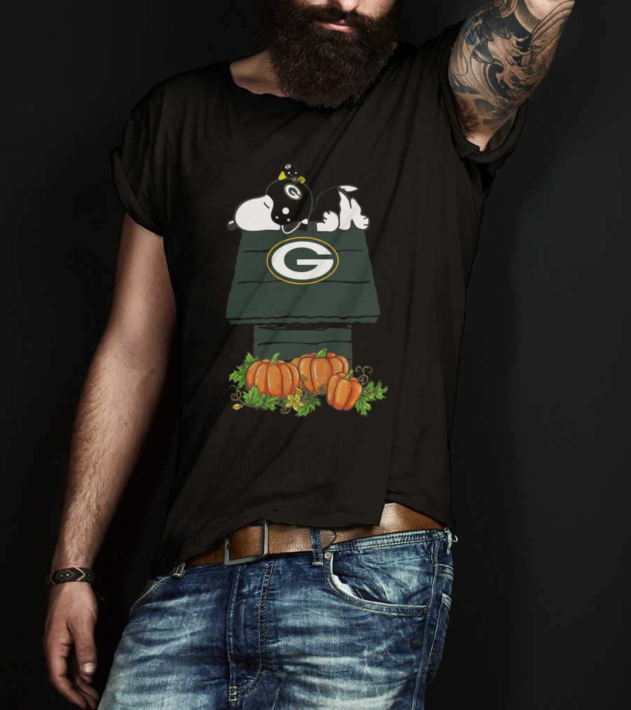 Green Bay Packers Snoopy Pumpkin Doghouse Halloween T-Shirt