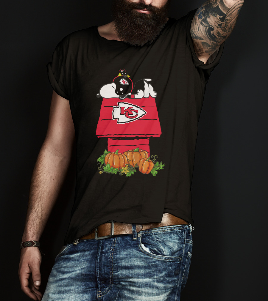 Kansas City Chiefs Snoopy Pumpkin Halloween T-Shirt