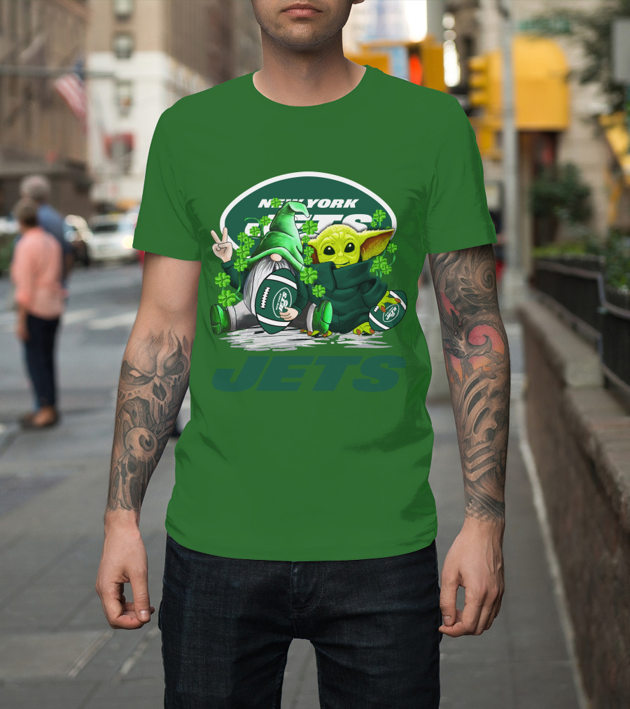 New York Jets Football St. Patrick's Day Baby Yoda and Gnome with Shamrocks T-Shirt