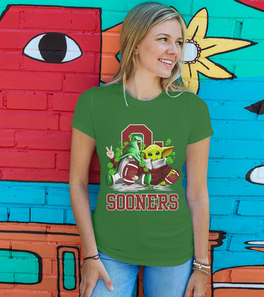 Oklahoma Sooners St. Patrick's Day Football Gnome And Alien T-Shirt