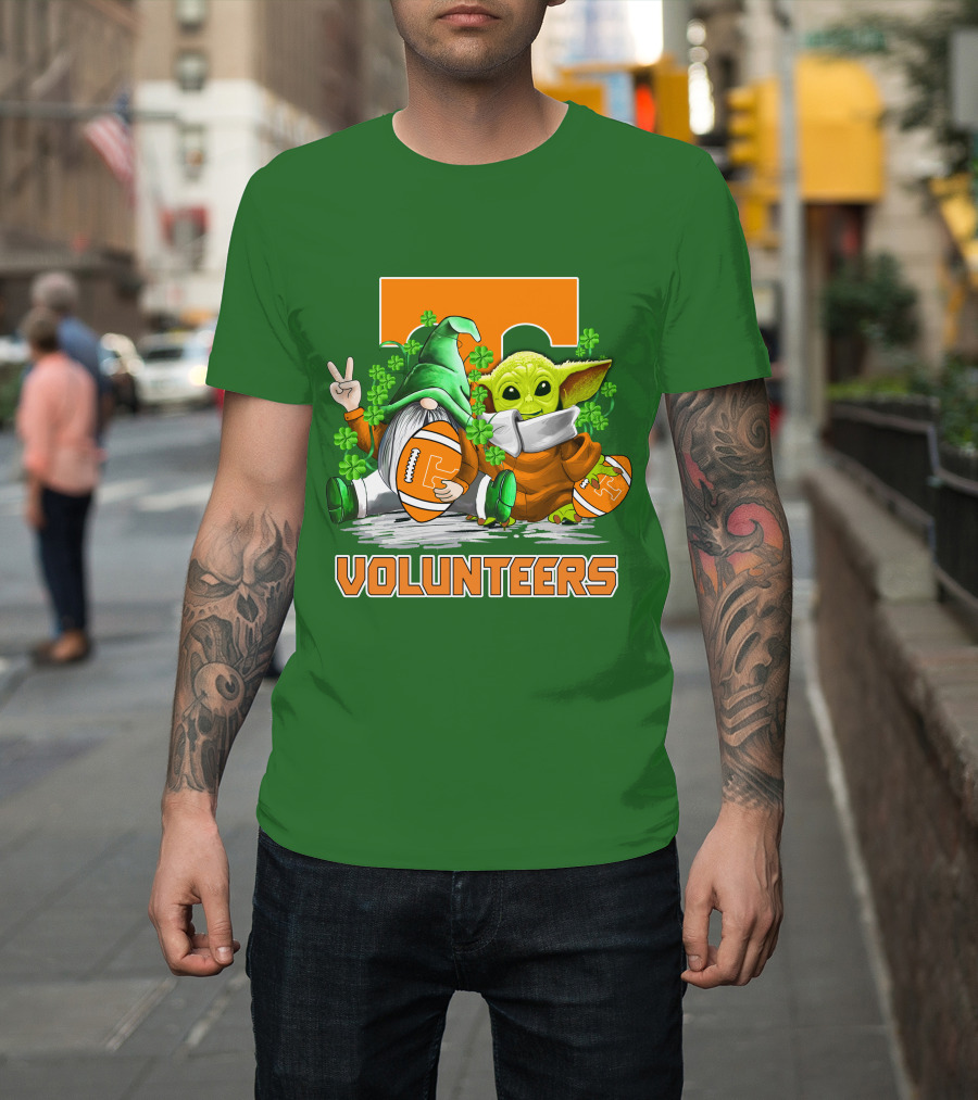 Tennessee Volunteers Football St. Patrick’s Day Gnome And Baby Alien T-Shirt