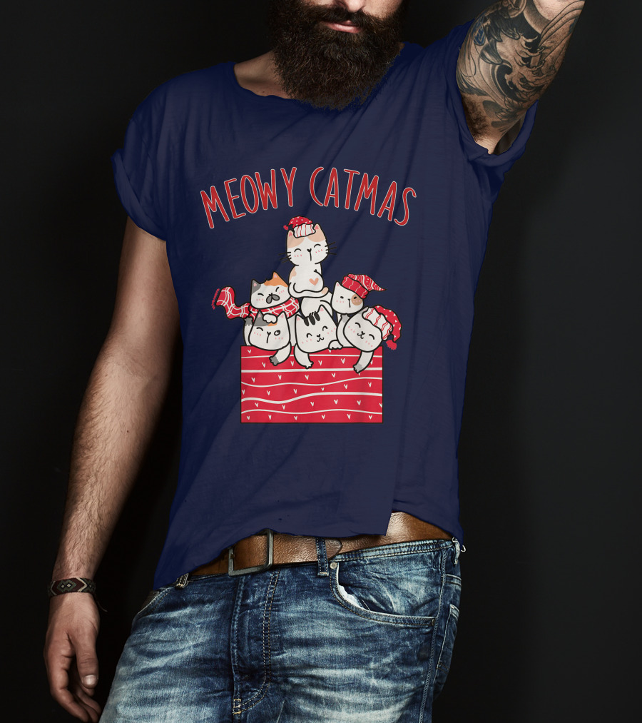 Meowy Catmas Cute Kawaii Anime Christmas Cats T-Shirt