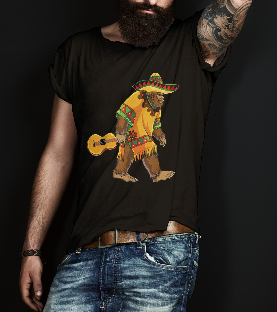 Bigfoot El Sasquatch Sombrero Guitar Cinco De Mayo Mexican T-Shirt