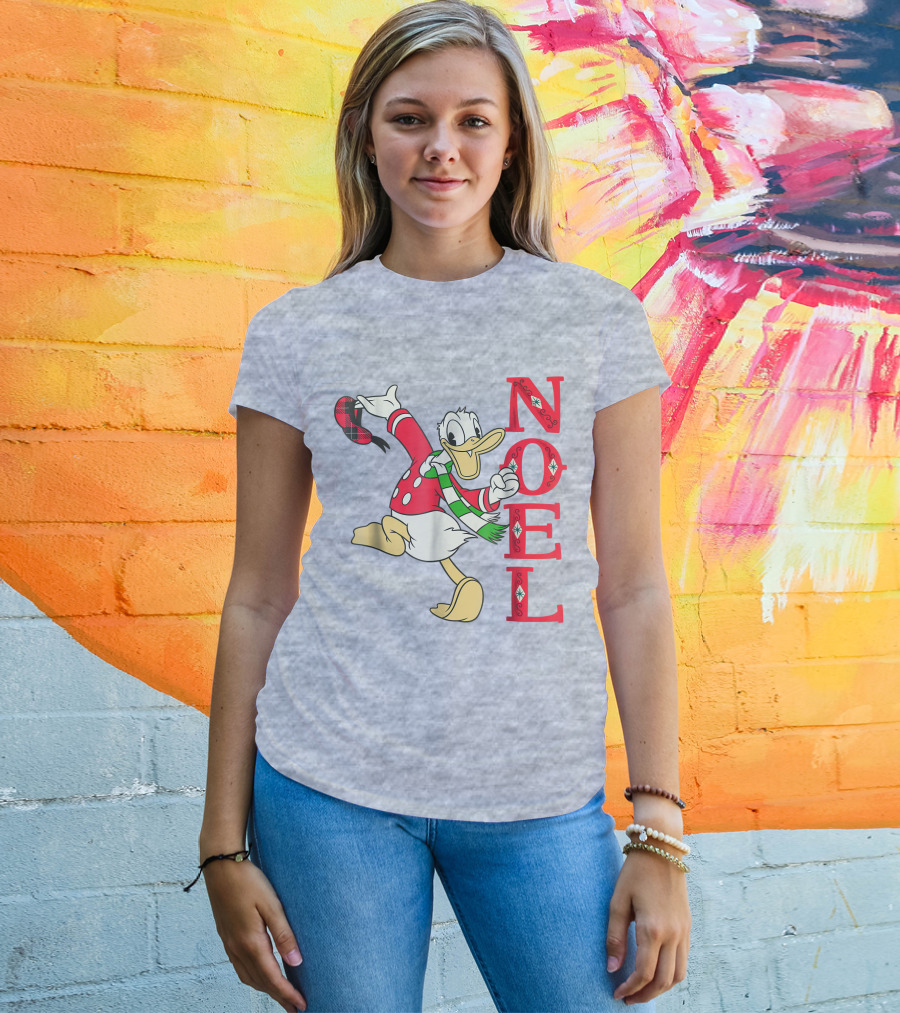 Vintage Disney Donald Duck Noel Holiday Merry Christmas T-Shirt