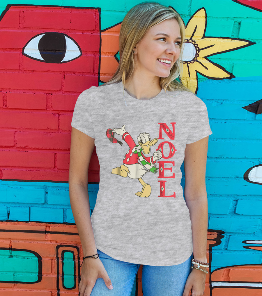 Vintage Disney Donald Duck Noel Holiday Merry Christmas T-Shirt