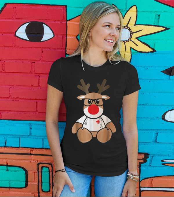 Christmas Reindeer Nurse With Glasses And Stethoscope T-Shirt