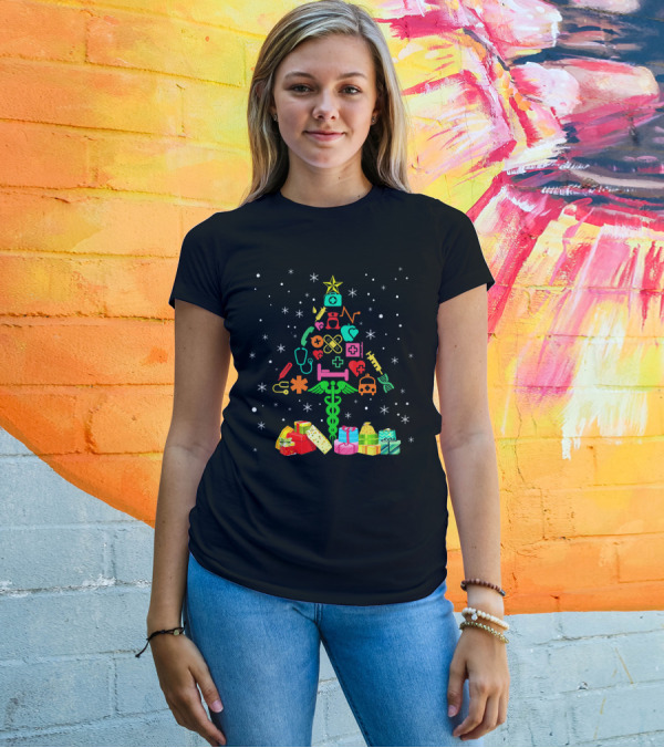 Funny Nurse Christmas Tree With Medical Symbols And Presents T-Shirt