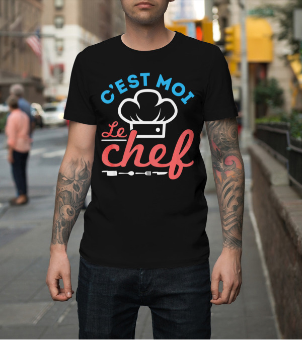Shirt: Cest Moi Le Chef French Cook Hat with Utensils T-Shirt Cest Moi Le Chef French Cook Hat with Utensils T-Shirt