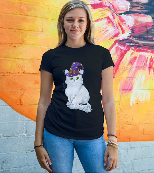Maine Coon Witch Cat With Purple Wizard Hat And Stars T-Shirt