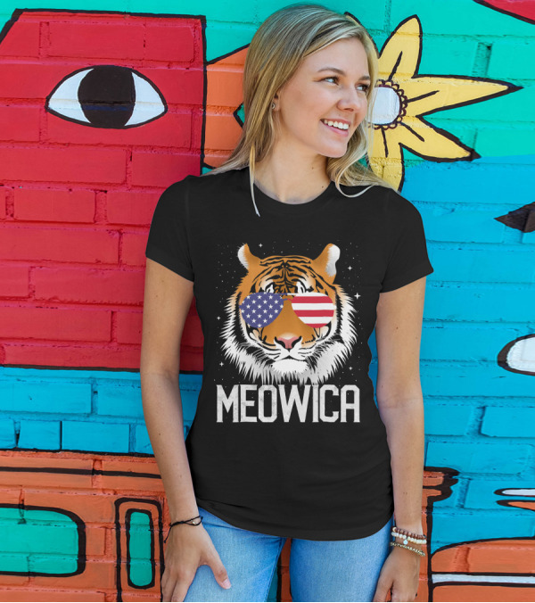 MEOWICA Patriotic Tiger Wearing American Flag Sunglasses T-Shirt