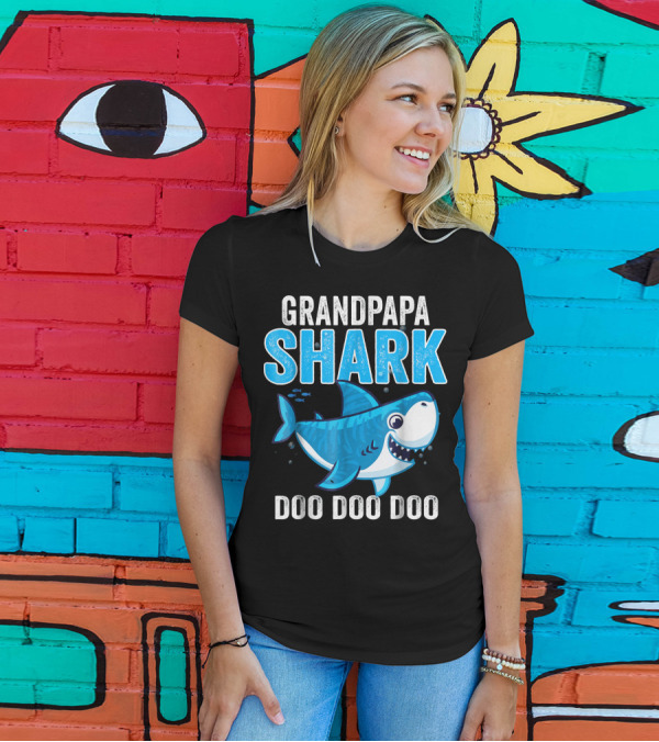 Grandpapa Shark Doo Doo Doo T-Shirt