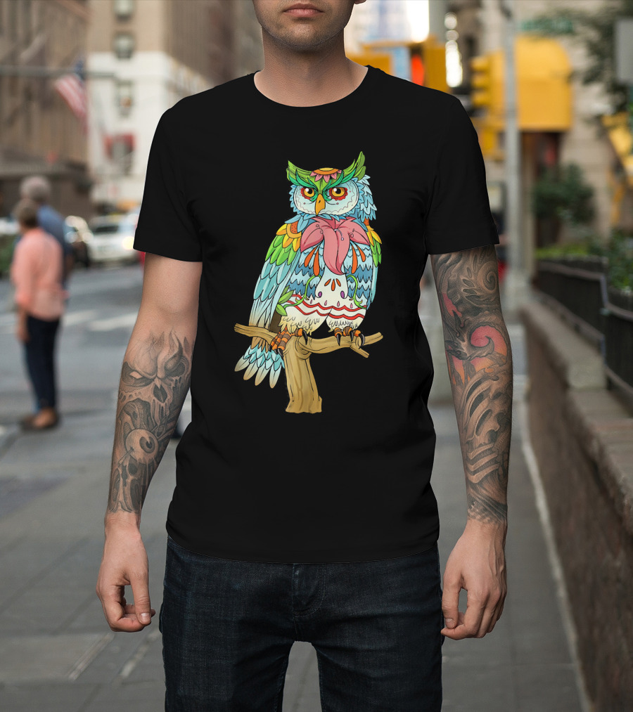 Colorful Owl Lovers Design for Girls Anim T-Shirt