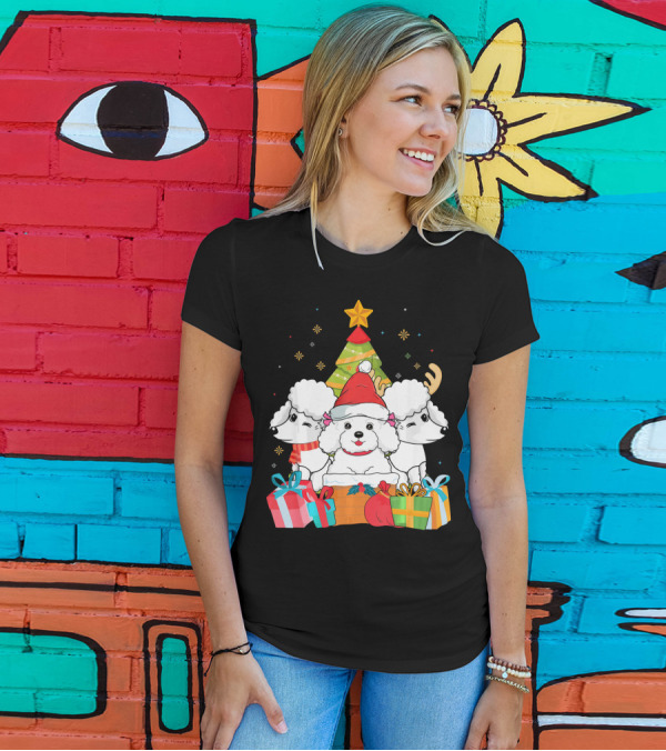 Christmas Cute Poodle Dog Xmas Tree With Gifts And Santa Hat T-Shirt
