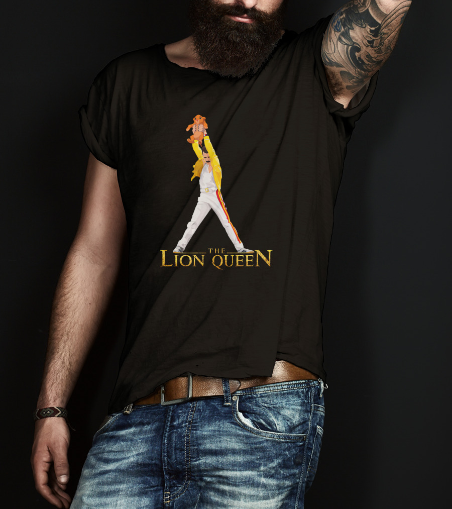 Freddie Mercury Lifting Simba In The Lion Queen T-Shirt
