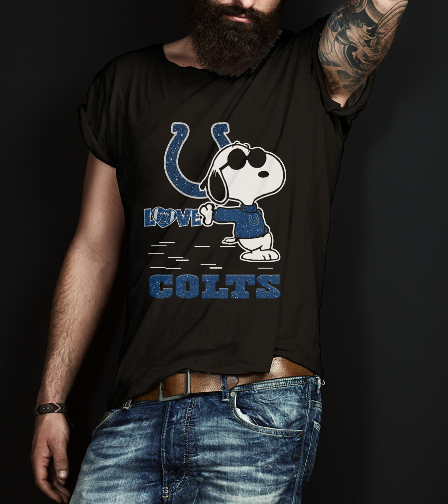 Snoopy Love Colts Indianapolis T-Shirt
