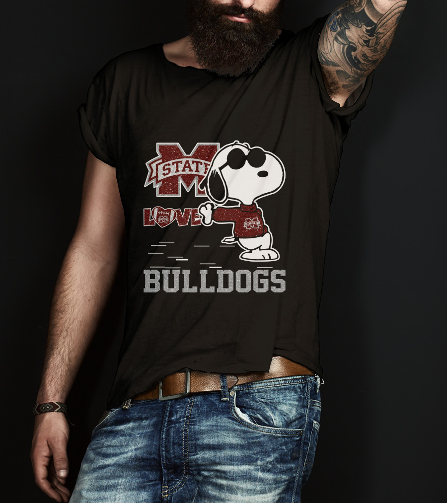Snoopy Love Mississippi State Bulldogs T-Shirt