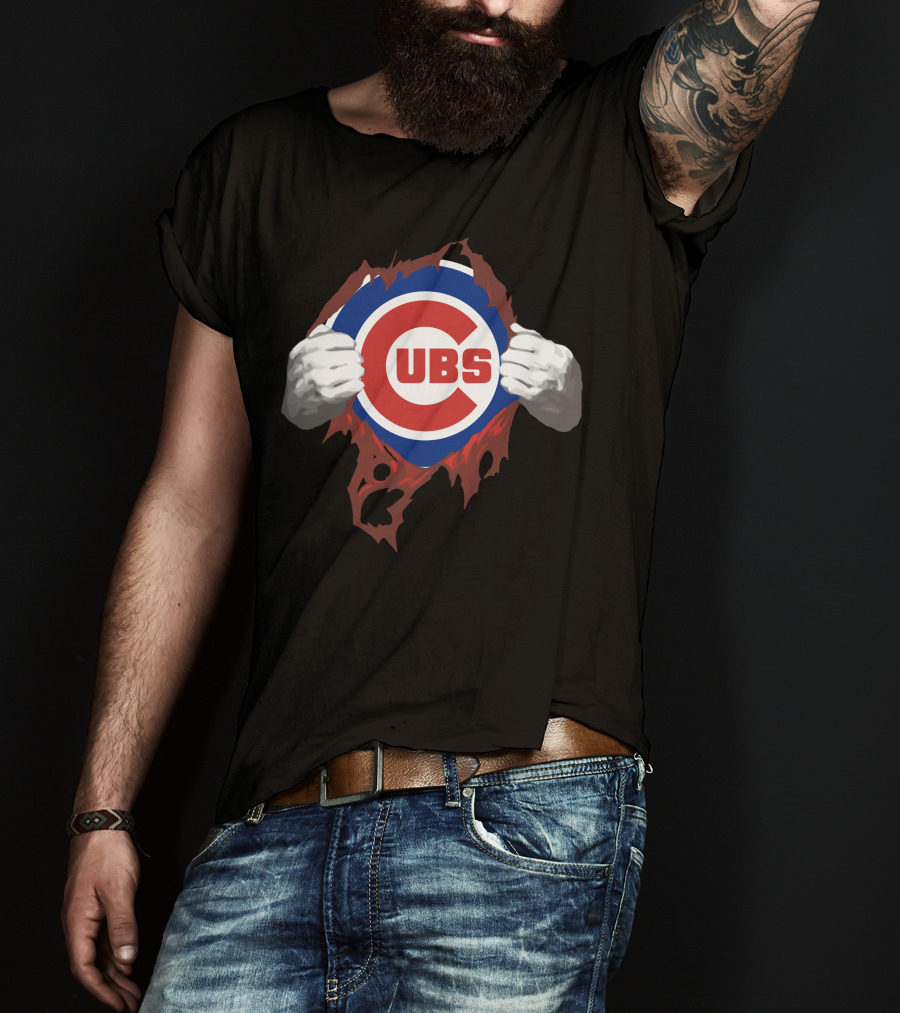 CUBS Logo Torn Fabric T-Shirt