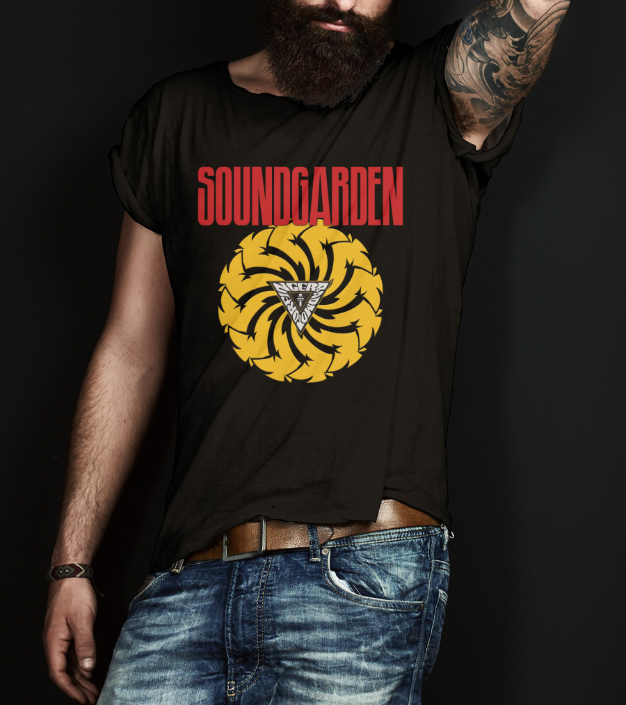 Soundgarden Badmotorfinger Yellow Spiral T-Shirt