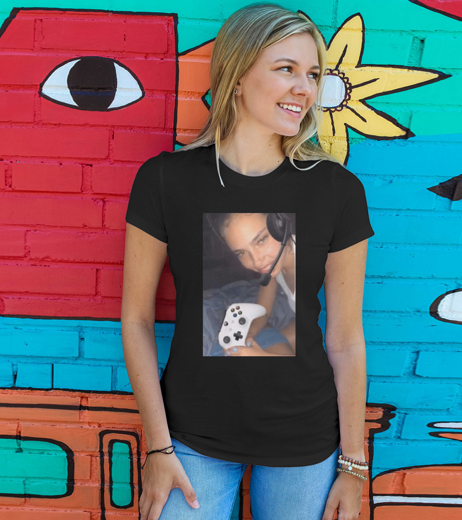 Ash Kaashh Merch Gamer Headset Controller T-Shirt
