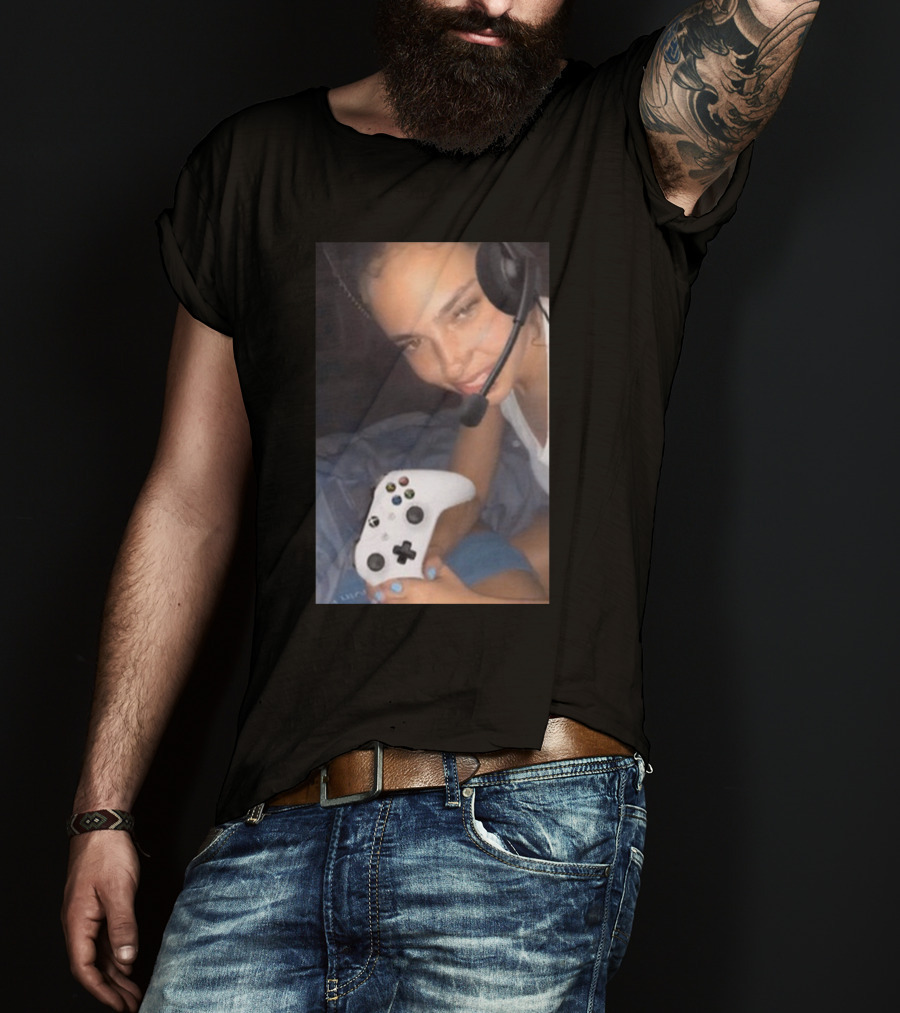 Ash Kaashh Merch Gamer Headset Controller T-Shirt