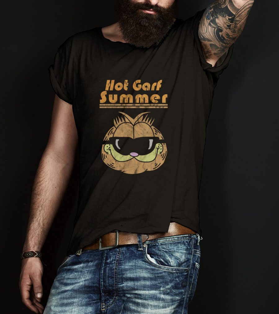 Garfield Hot Garf Summer Retro Sunglasses T-Shirt
