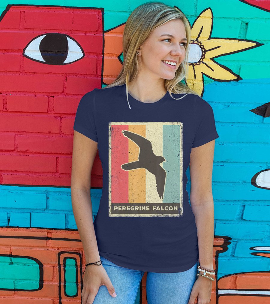 Peregrine Falcon Lover Vintage Animal Retro Stripes T-Shirt
