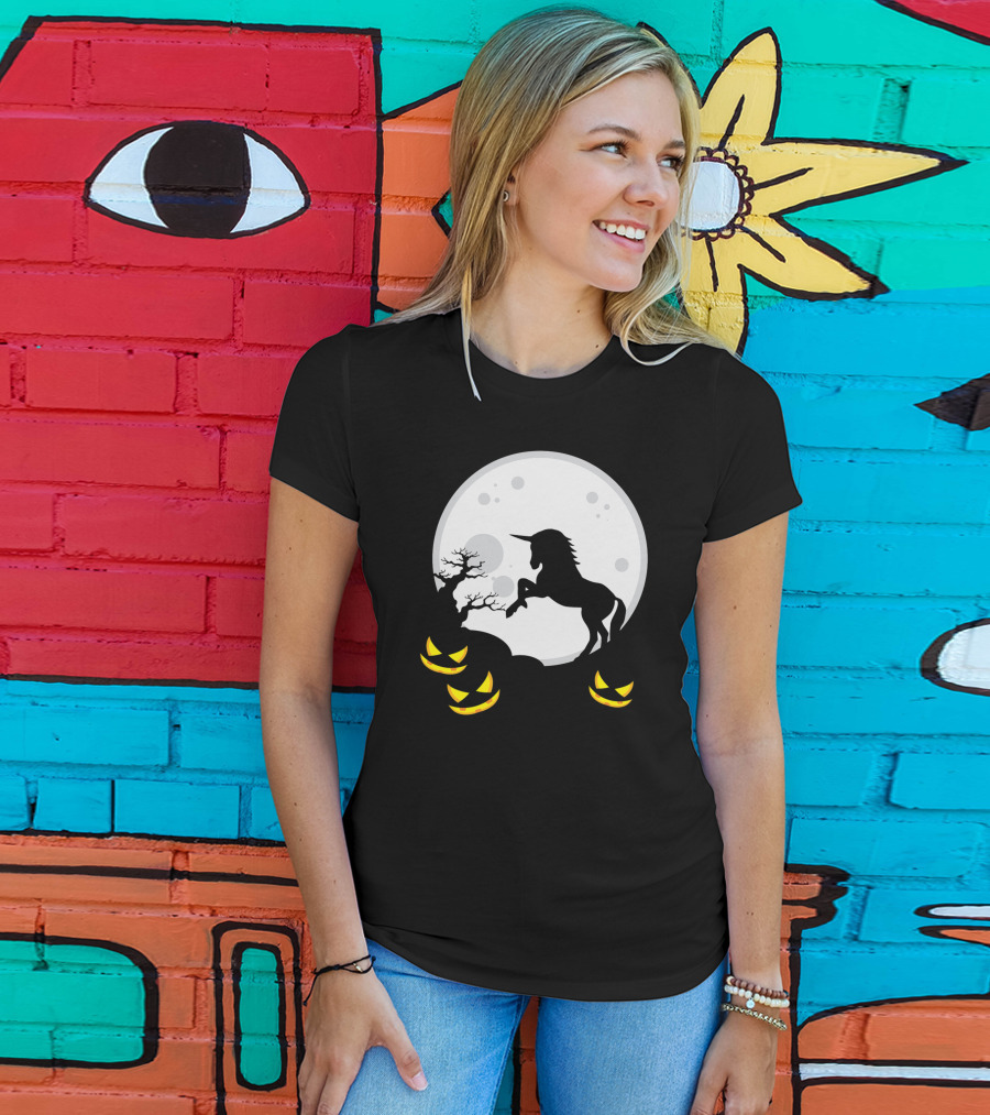 Halloween Unicorn And Jack-O'-Lanterns Full Moon Scene T-Shirt