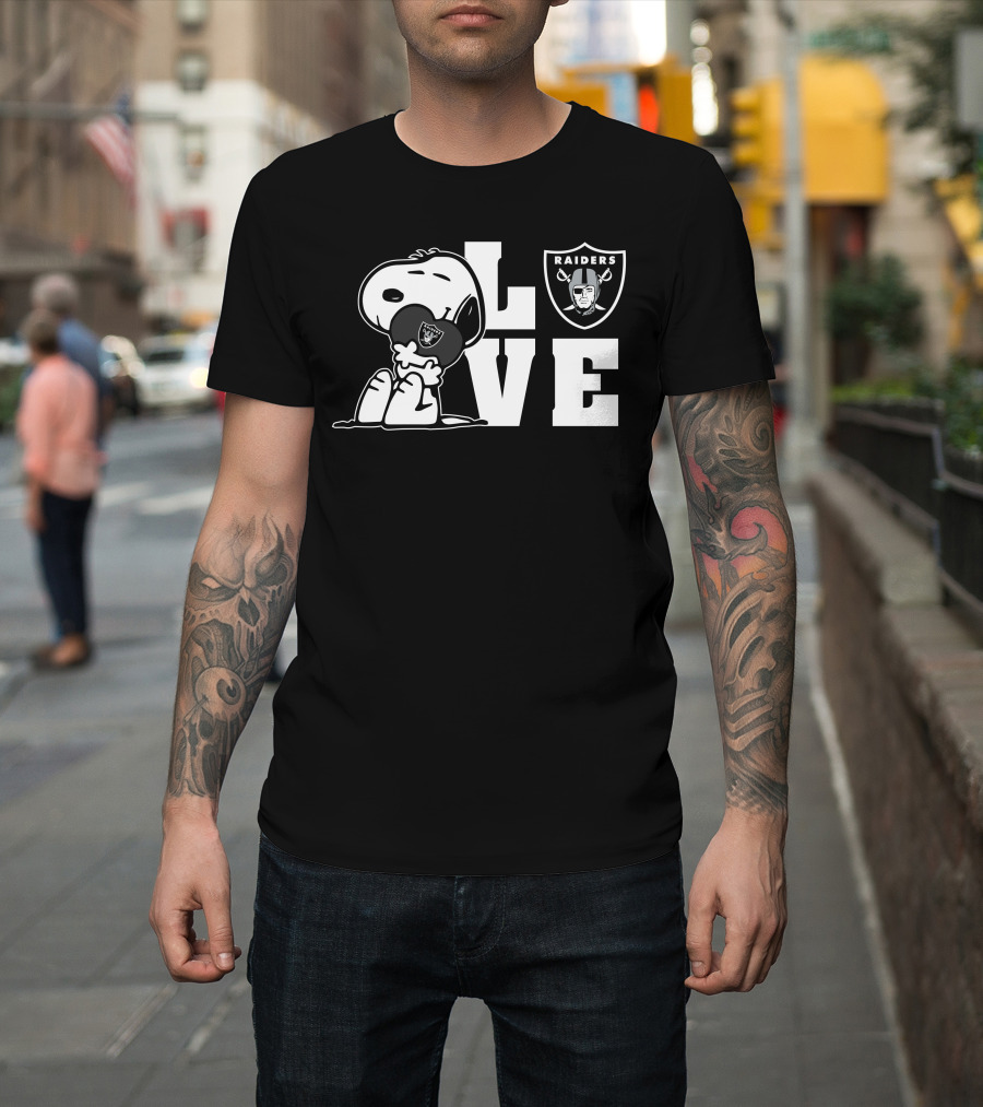 Snoopy Love Las Vegas Raiders Raiders Logo Football T-Shirt