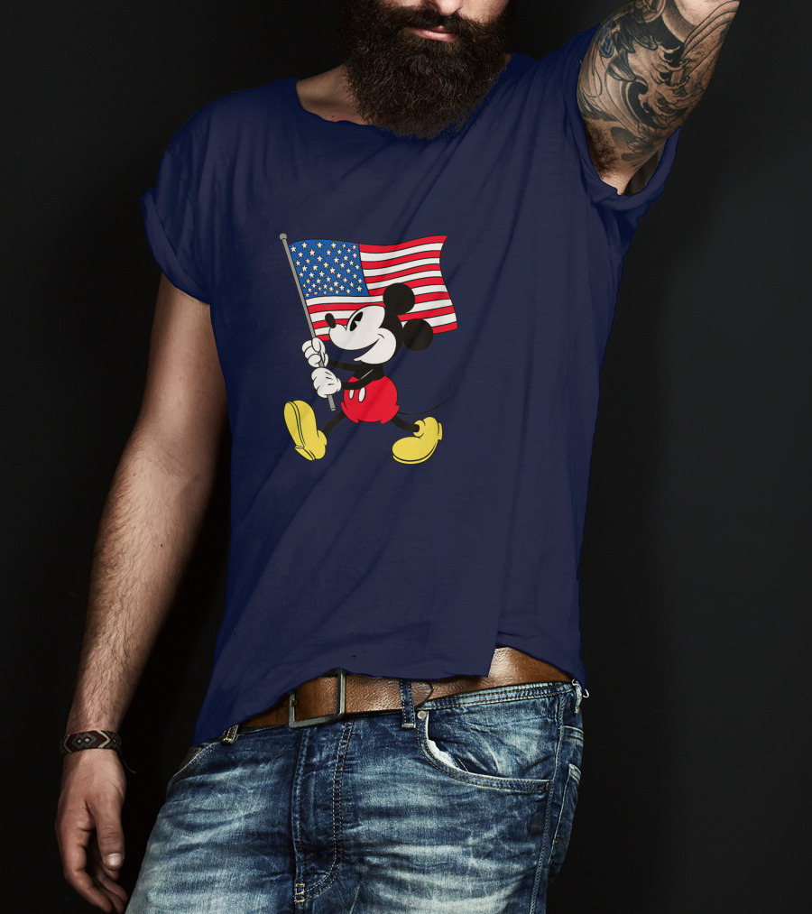 Mickey Mouse Holding American Flag Patriotic Disney T-Shirt
