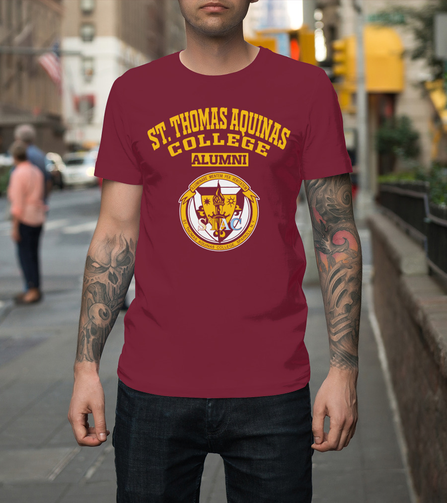 St. Thomas Aquinas College Alumni Illuminare Mentem Per Veritatem STAC Sparkill NY T-Shirt