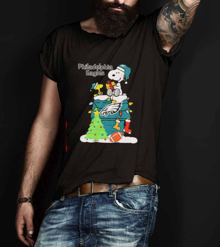 Philadelphia Eagles Christmas Snoopy With Woodstock And Football T-Shirt