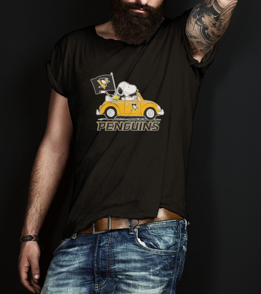 Peanuts Snoopy Woodstock Pittsburgh Penguins Driving Car Flag T-Shirt