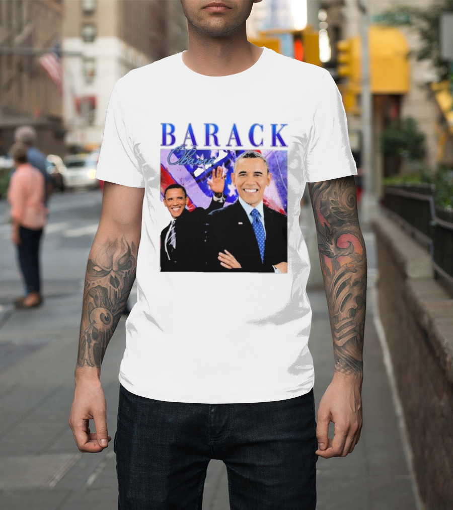 BARACK Obama Smiling Pose With Patriotic Background T-Shirt