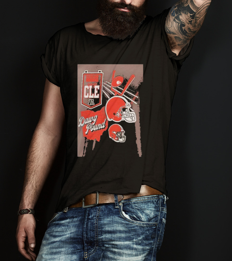 Cleveland Browns Dawg Pound Helmet CLE Football Fanatics Branded Split Zone T-Shirt