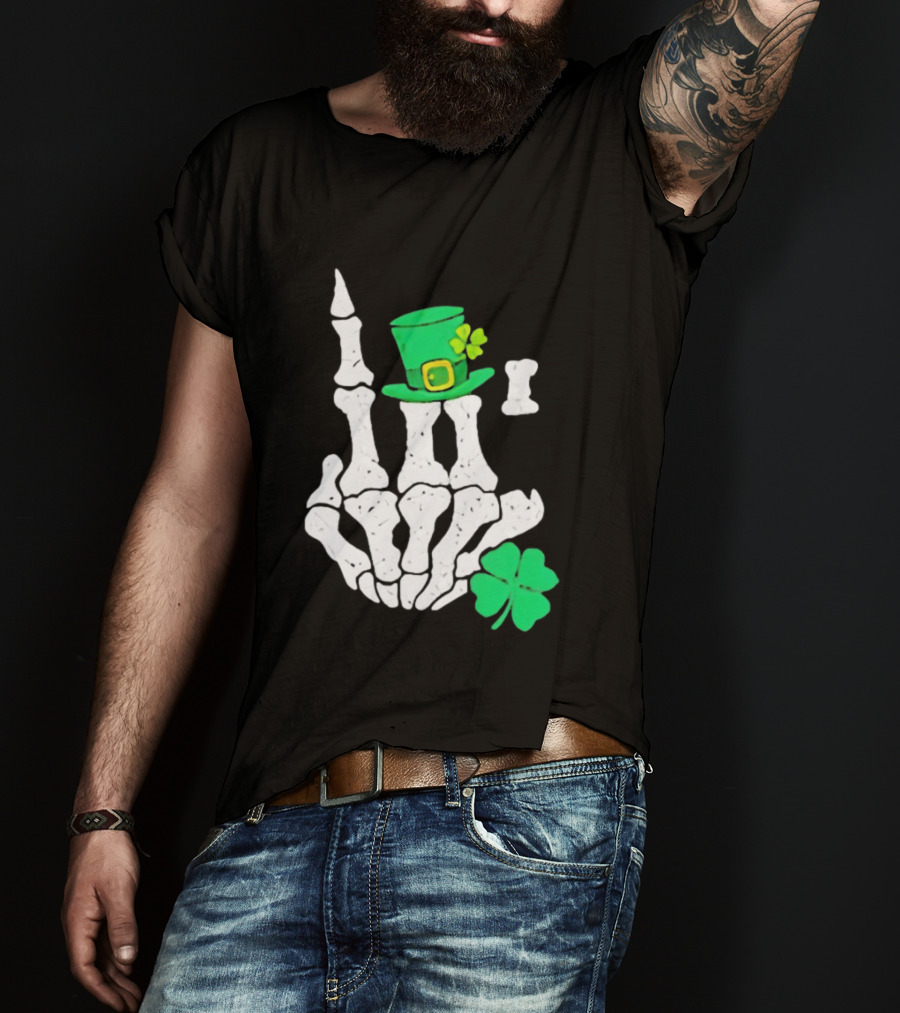 Skeleton Hand With Leprechaun Hat And Shamrock St Patricks Day T-Shirt