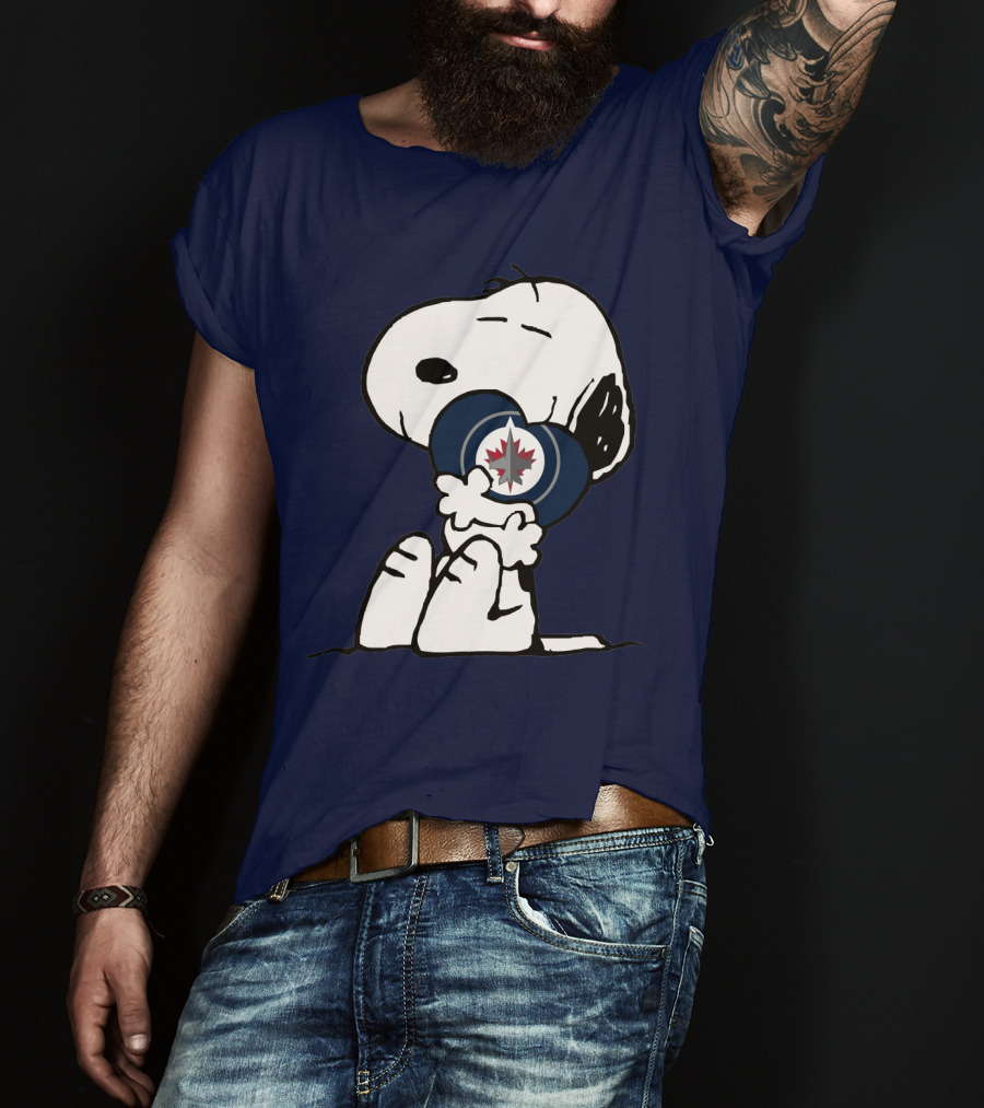Snoopy Holding Winnipeg Jets Heart T-Shirt