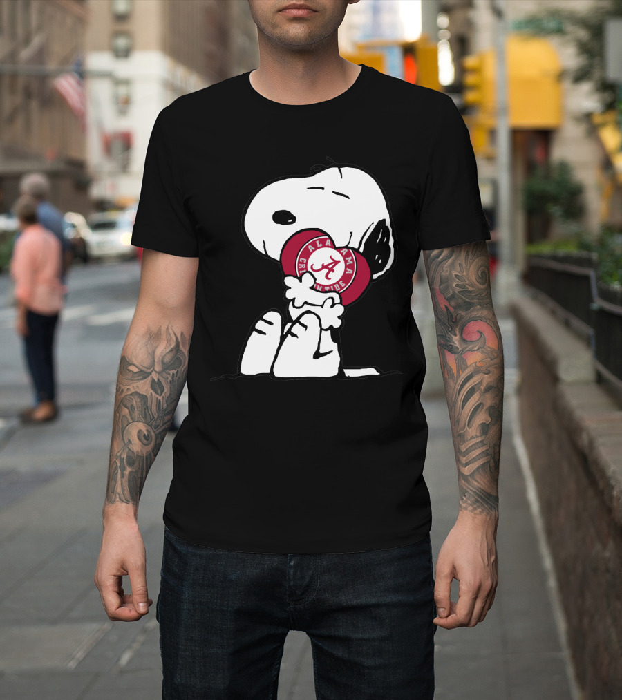 Snoopy Holding Alabama Crimson Tide T-Shirt